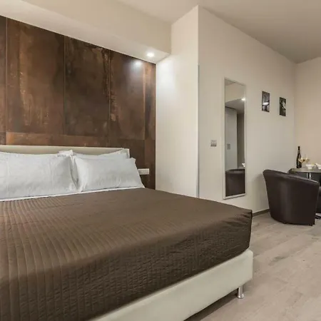 بيت ضيافة Astoria Deluxe 2*